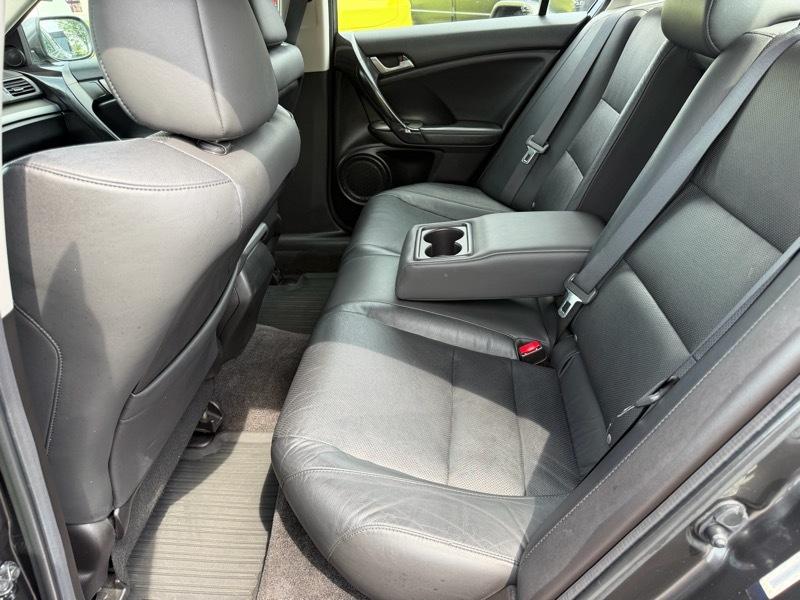 Acura TSX 4dr Sdn Auto 2009