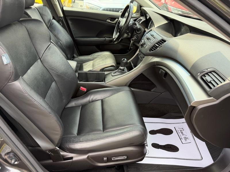 Acura TSX 4dr Sdn Auto 2009