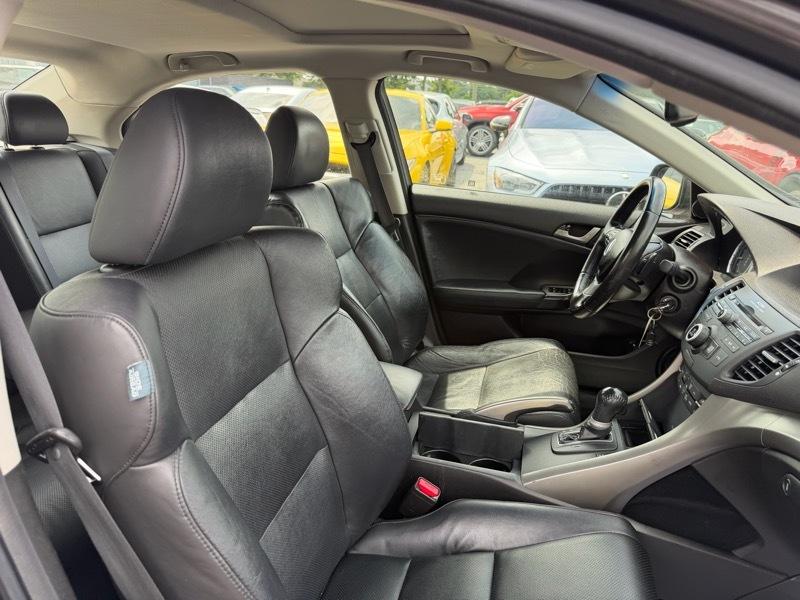 Acura TSX 4dr Sdn Auto 2009