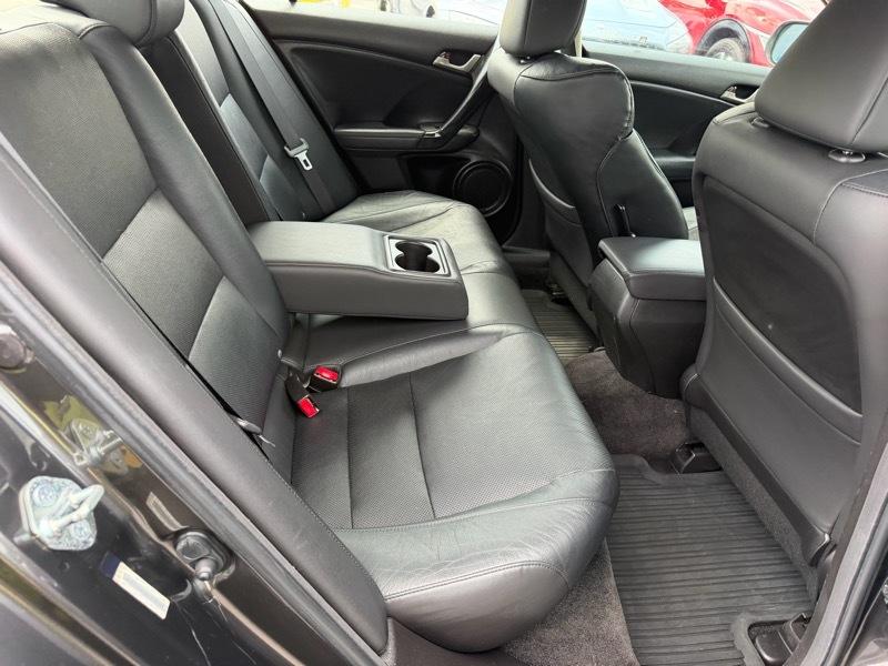 Acura TSX 4dr Sdn Auto 2009