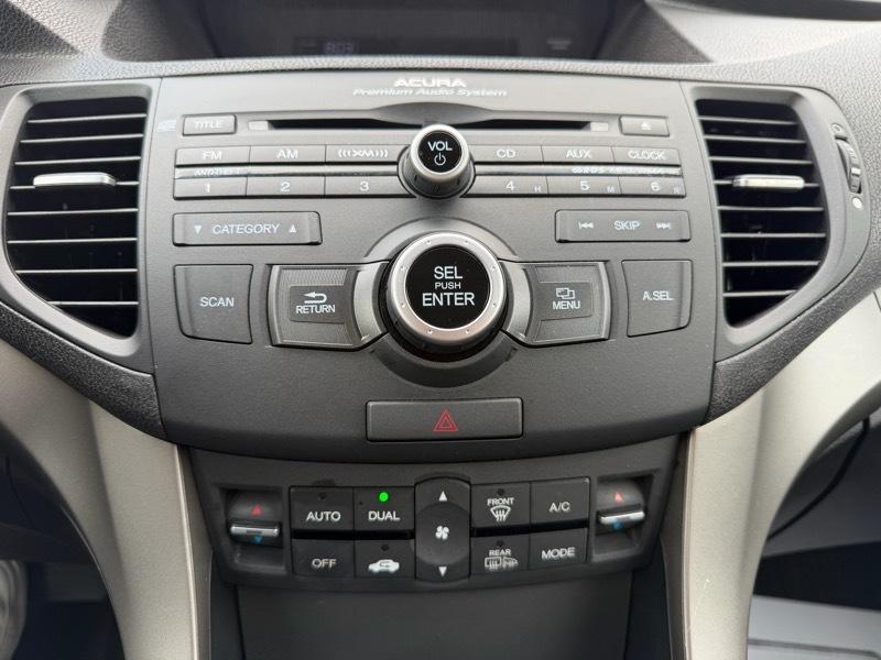 Acura TSX 4dr Sdn Auto 2009