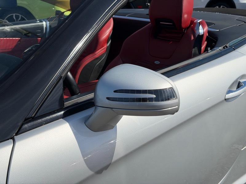 Mercedes-Benz SL-Class SL550R 2014