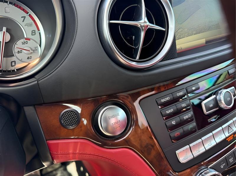 Mercedes-Benz SL-Class SL550R 2014