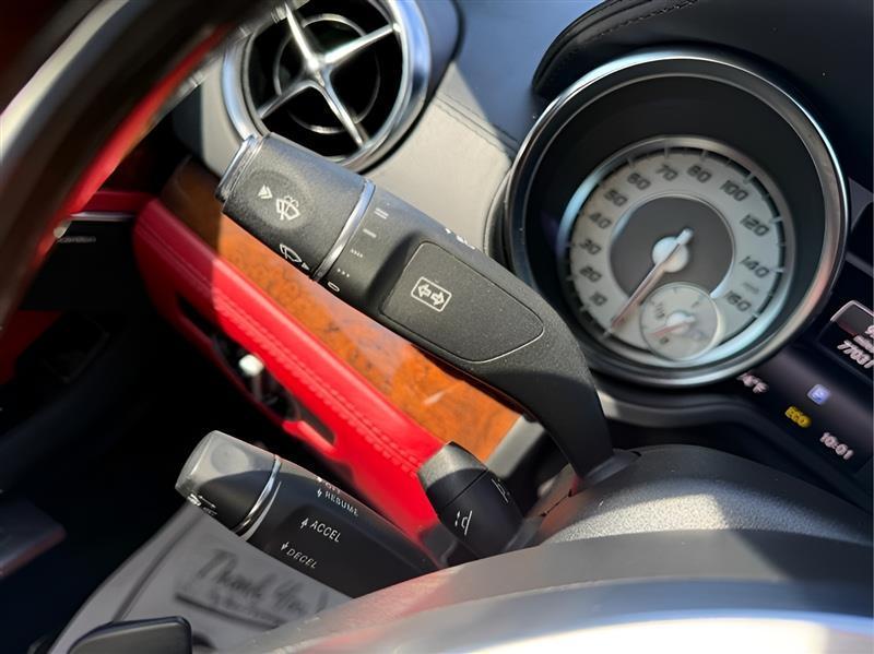 Mercedes-Benz SL-Class SL550R 2014