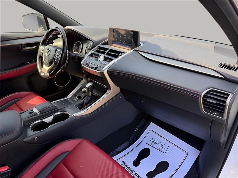 Lexus NX 300 F SPORT 2021