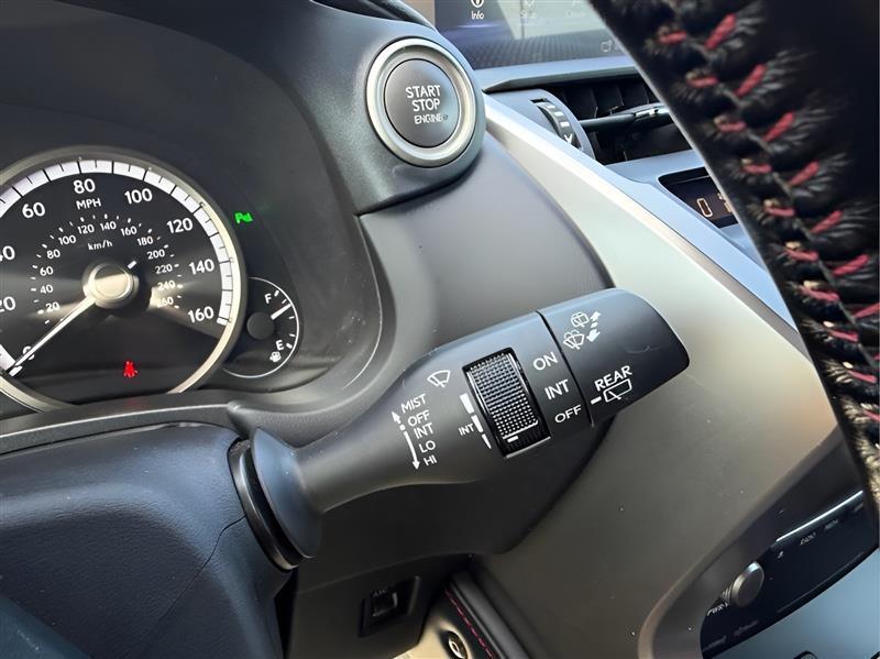 Lexus NX 300 F SPORT 2021
