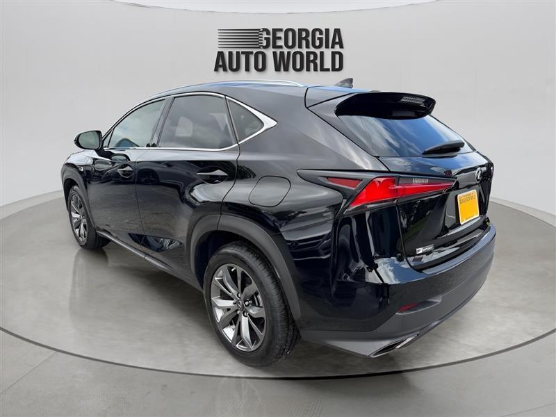 Lexus NX 300 F SPORT 2021