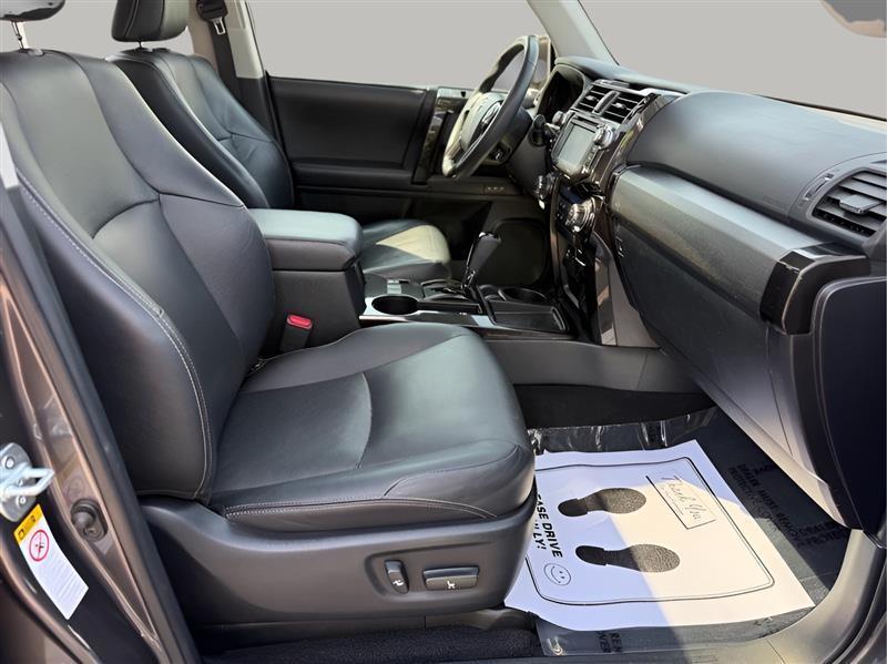 Toyota 4Runner Limited 2019