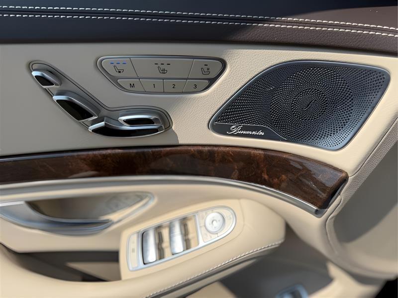 Mercedes-Benz S-Class S560 4MATIC 2019
