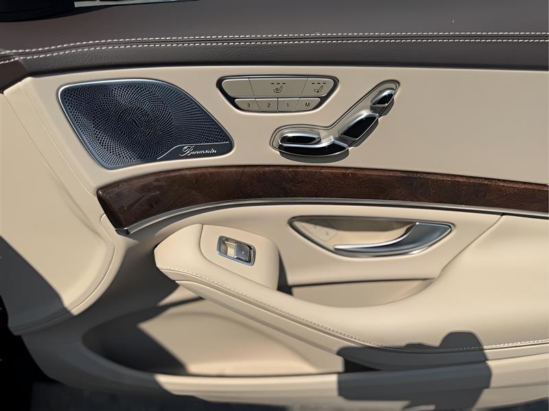 Mercedes-Benz S-Class S560 4MATIC 2019