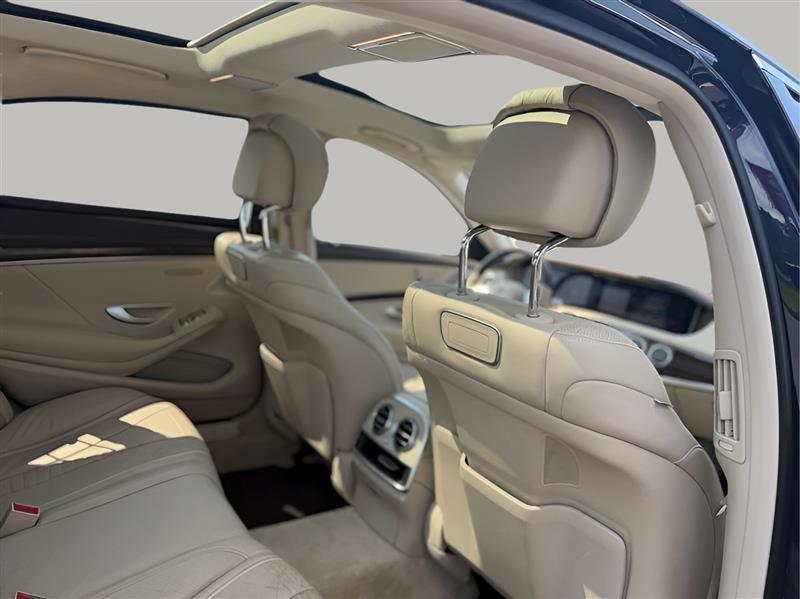 Mercedes-Benz S-Class S560 4MATIC 2019