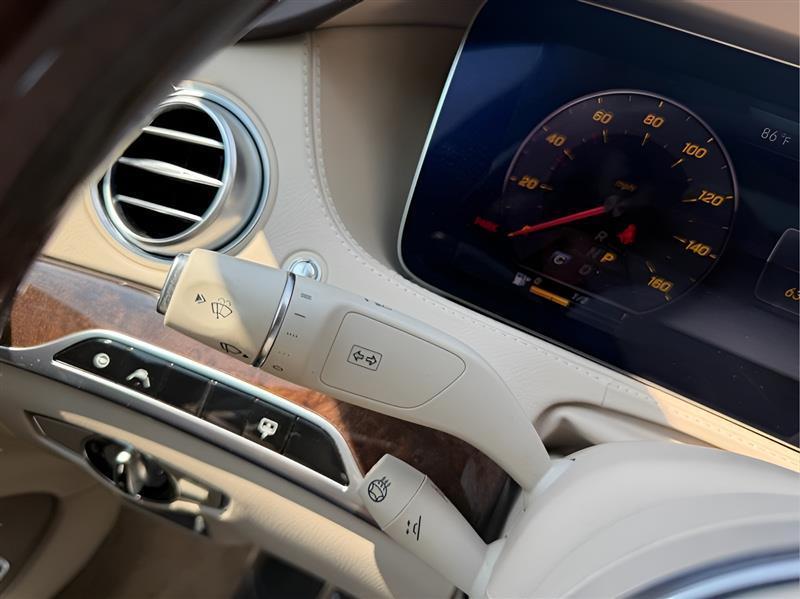 Mercedes-Benz S-Class S560 4MATIC 2019