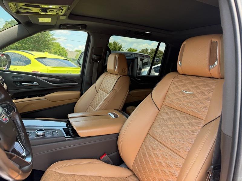 Cadillac Escalade ESV Premium Luxury 4WD 2021