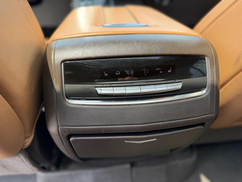Cadillac Escalade ESV Premium Luxury 4WD 2021