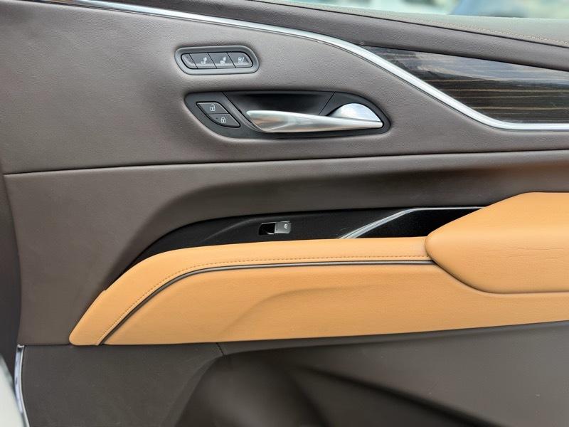 Cadillac Escalade ESV Premium Luxury 4WD 2021
