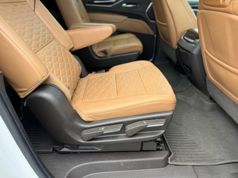 Cadillac Escalade ESV Premium Luxury 4WD 2021
