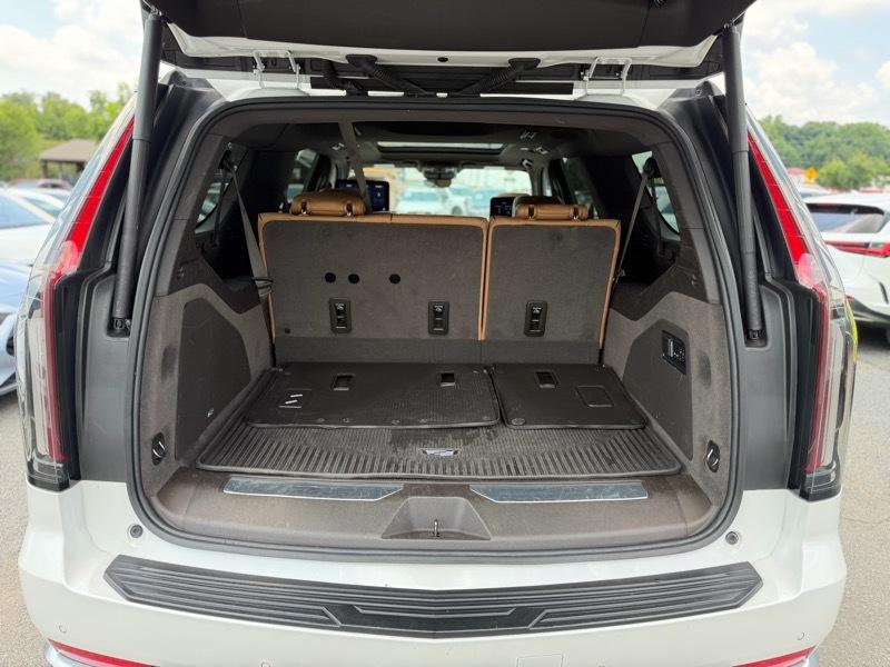 Cadillac Escalade ESV Premium Luxury 4WD 2021
