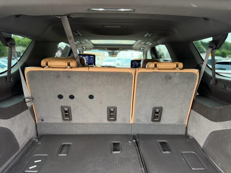 Cadillac Escalade ESV Premium Luxury 4WD 2021