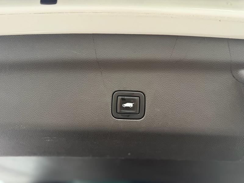 Cadillac Escalade ESV Premium Luxury 4WD 2021