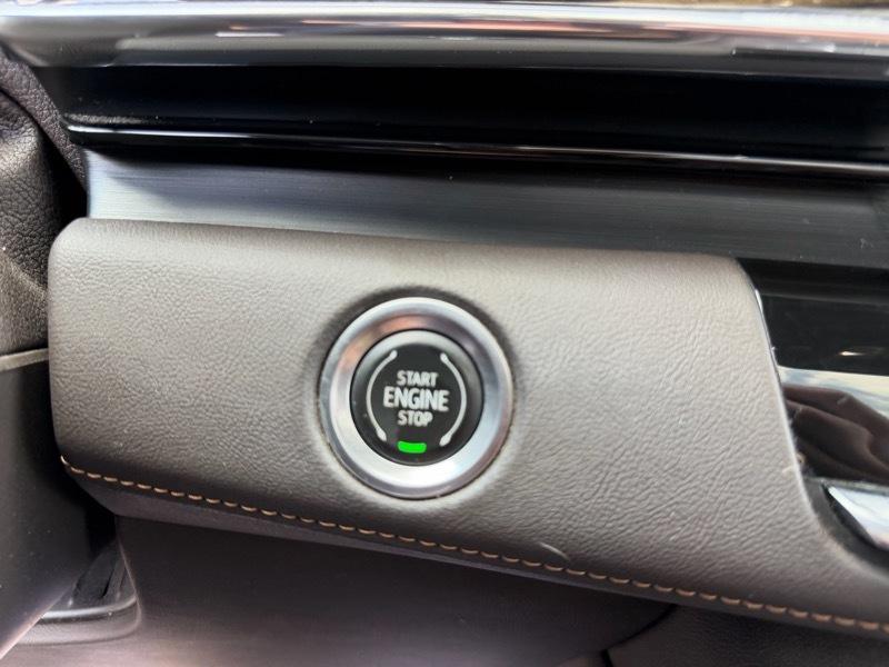Cadillac Escalade ESV Premium Luxury 4WD 2021