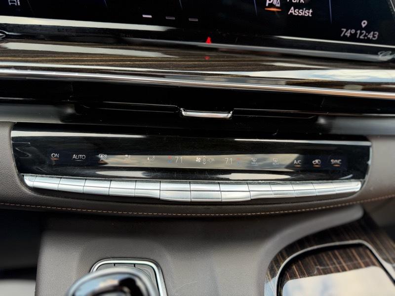 Cadillac Escalade ESV Premium Luxury 4WD 2021