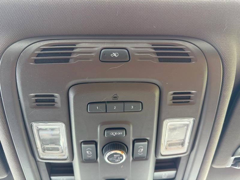 Cadillac Escalade ESV Premium Luxury 4WD 2021