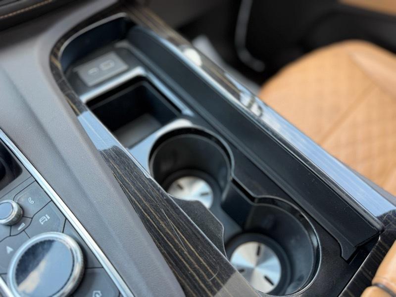 Cadillac Escalade ESV Premium Luxury 4WD 2021