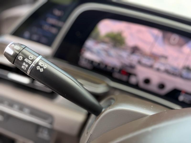 Cadillac Escalade ESV Premium Luxury 4WD 2021