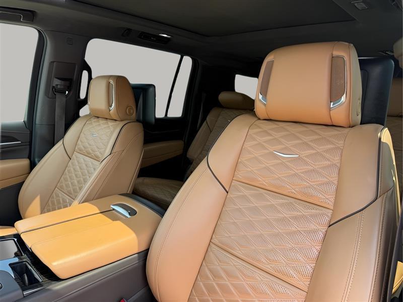 Cadillac Escalade ESV Premium Luxury 4WD 2021