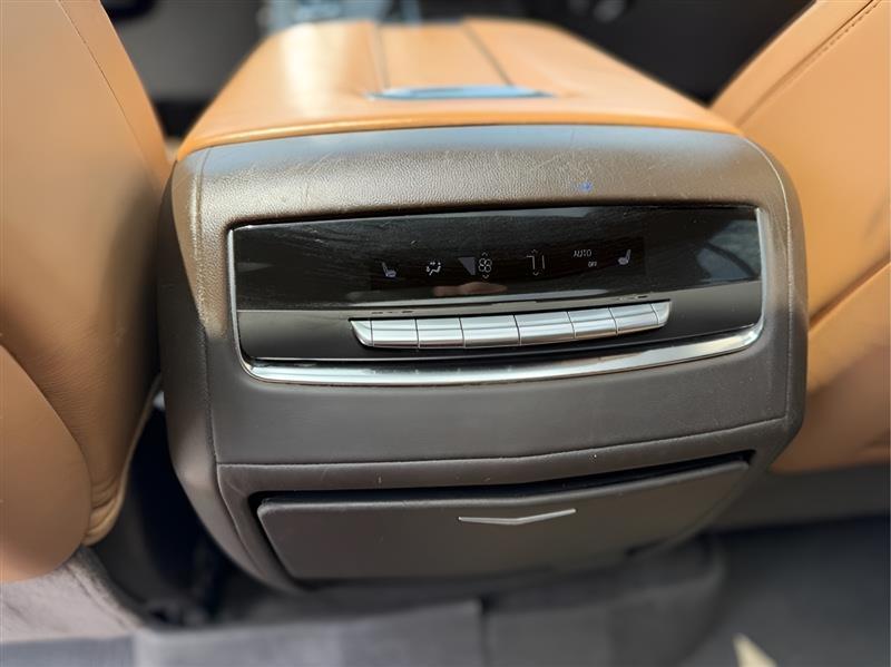 Cadillac Escalade ESV Premium Luxury 4WD 2021