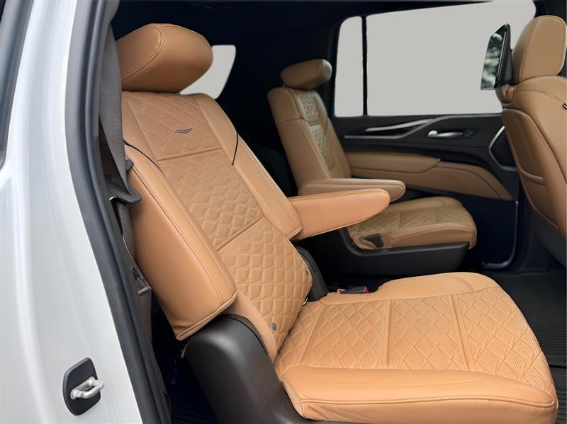 Cadillac Escalade ESV Premium Luxury 4WD 2021