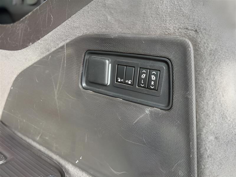 Cadillac Escalade ESV Premium Luxury 4WD 2021