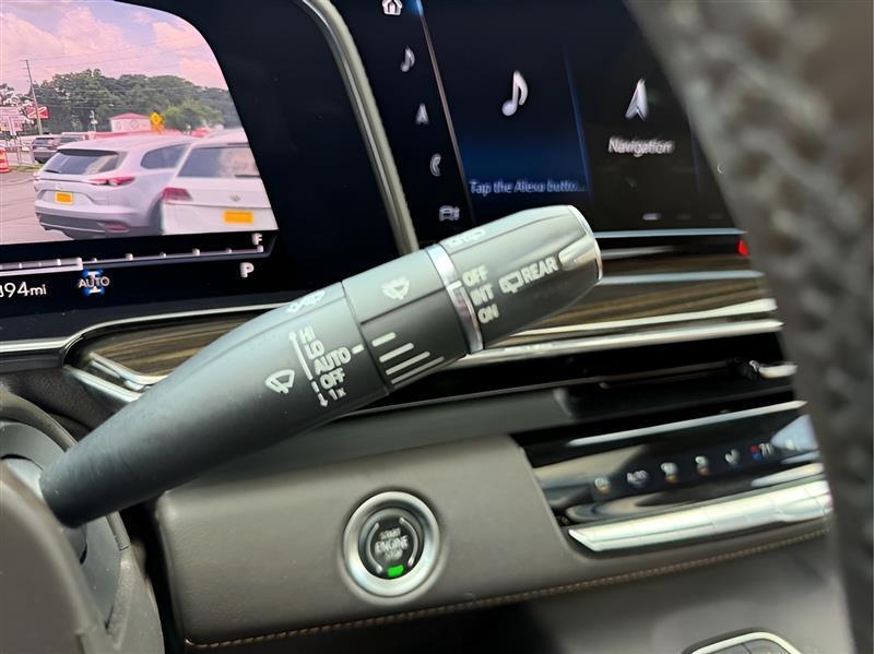 Cadillac Escalade ESV Premium Luxury 4WD 2021