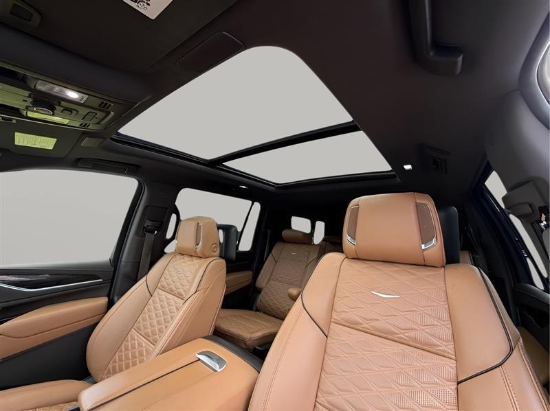 Cadillac Escalade ESV Premium Luxury 4WD 2021