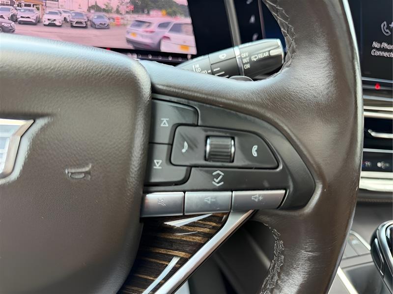 Cadillac Escalade ESV Premium Luxury 4WD 2021