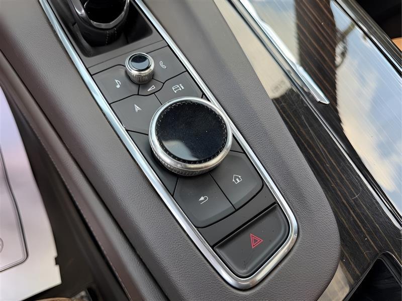 Cadillac Escalade ESV Premium Luxury 4WD 2021