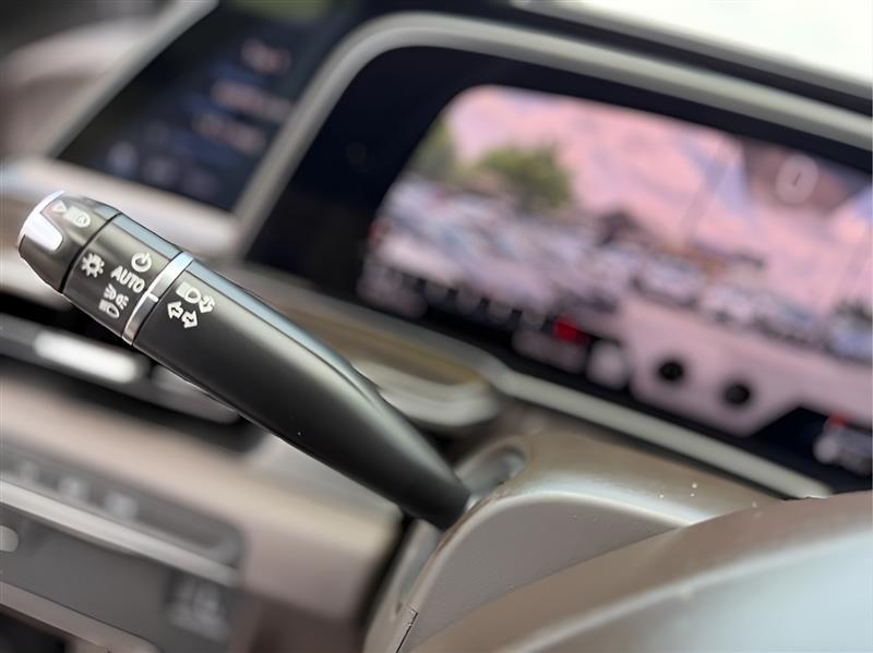 Cadillac Escalade ESV Premium Luxury 4WD 2021