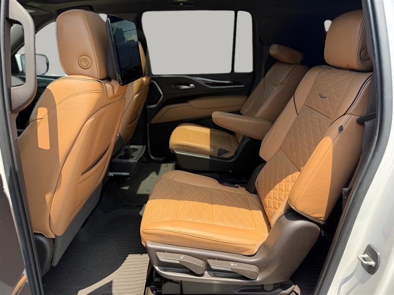 Cadillac Escalade ESV Premium Luxury 4WD 2021