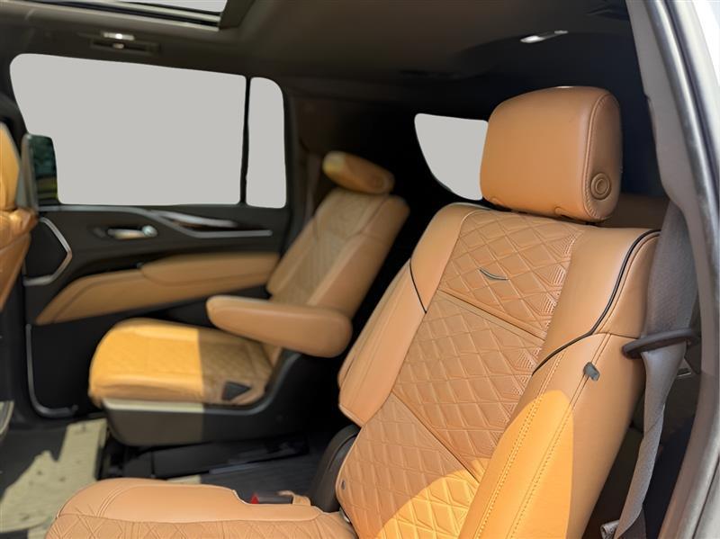 Cadillac Escalade ESV Premium Luxury 4WD 2021