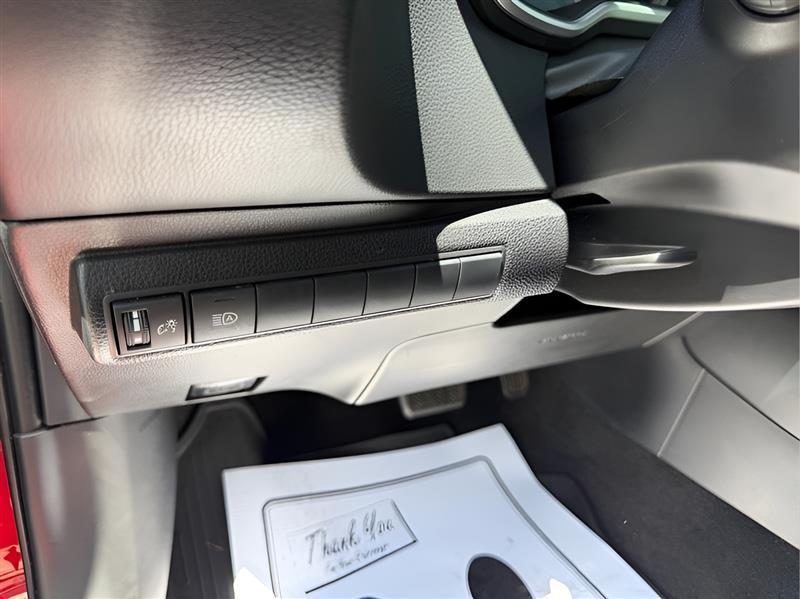 Toyota Corolla SE Hatchback CVT 2021