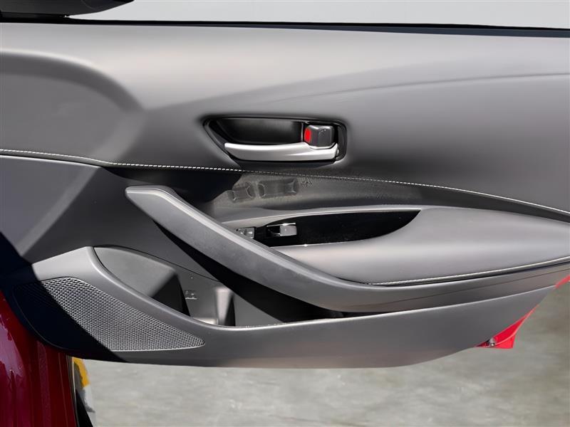 Toyota Corolla SE Hatchback CVT 2021