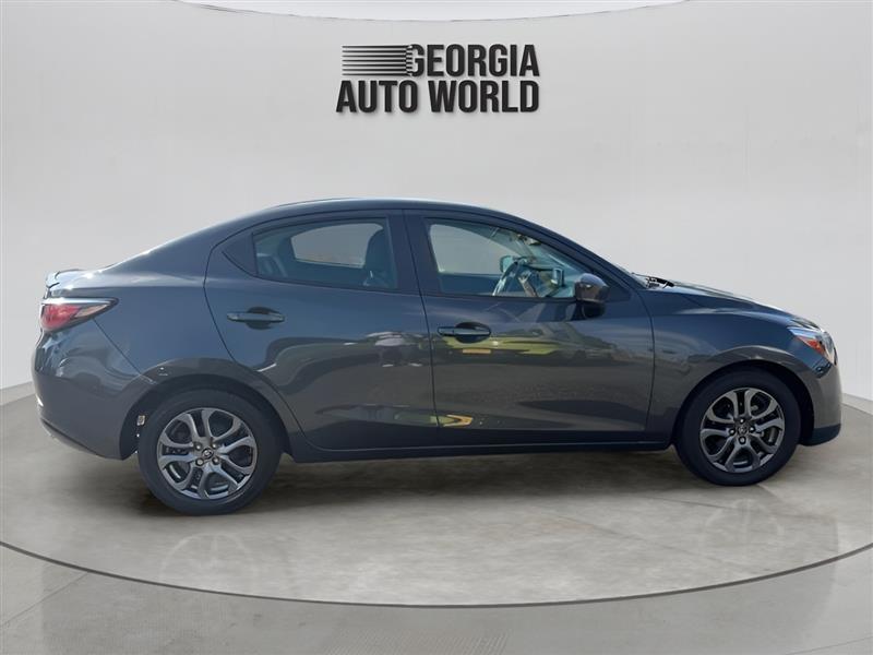 Toyota Yaris Sedan 4-Door XLE Auto (Natl) 2019