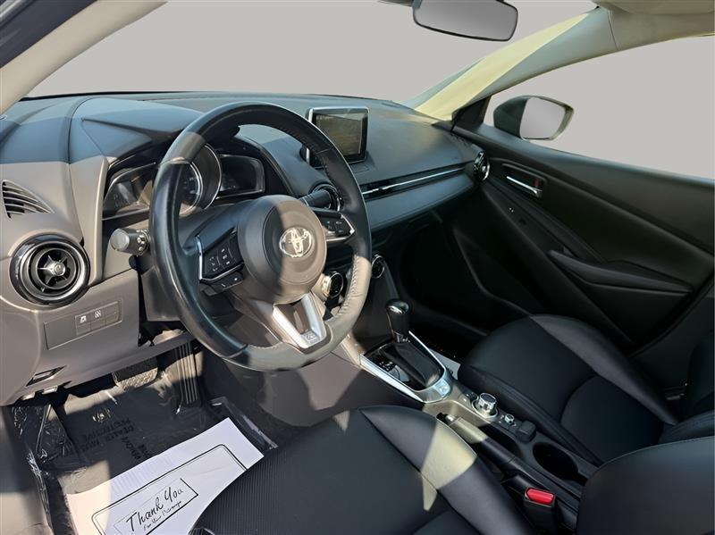 Toyota Yaris Sedan 4-Door XLE Auto (Natl) 2019