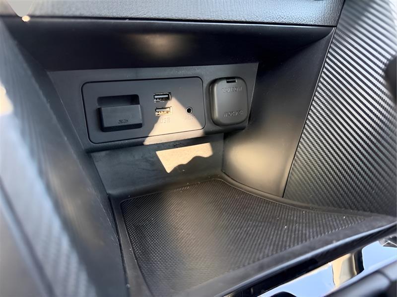 Toyota Yaris Sedan 4-Door XLE Auto (Natl) 2019