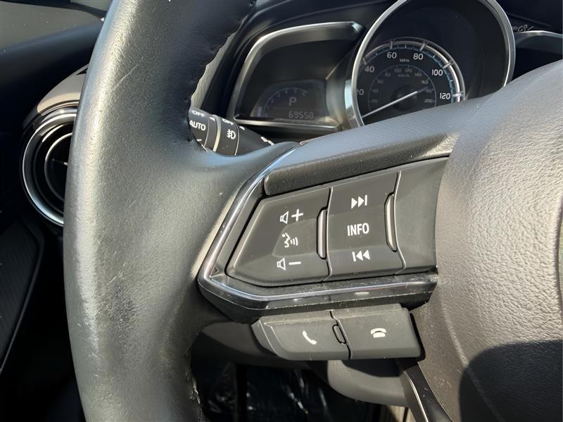 Toyota Yaris Sedan 4-Door XLE Auto (Natl) 2019