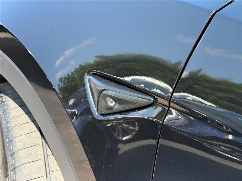 Tesla Model Y Long Range 2023