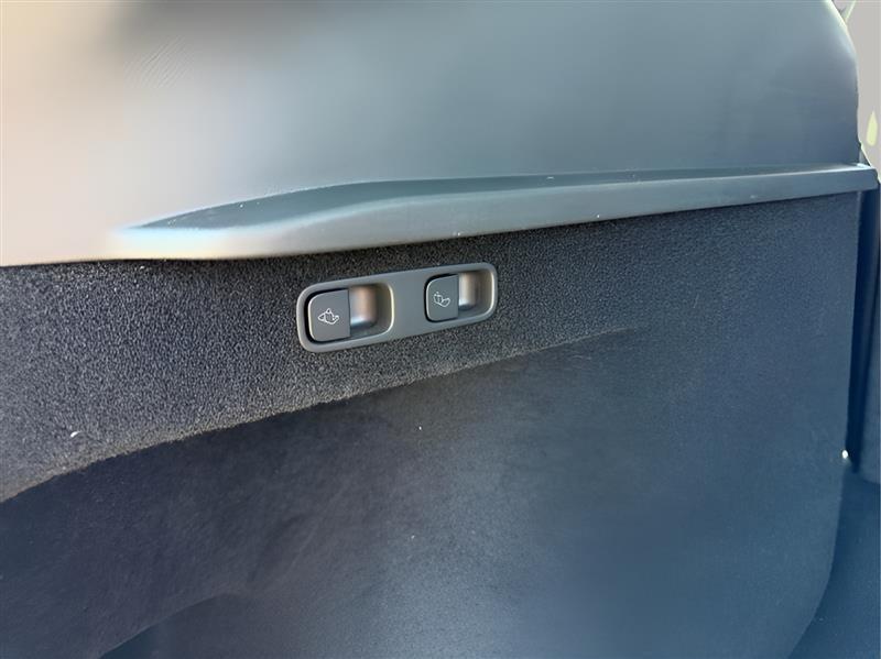 Tesla Model Y Long Range 2023