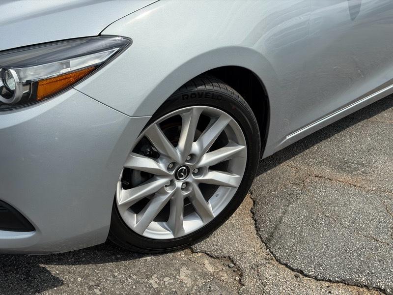 Mazda MAZDA3 i Touring AT 5-Door 2017