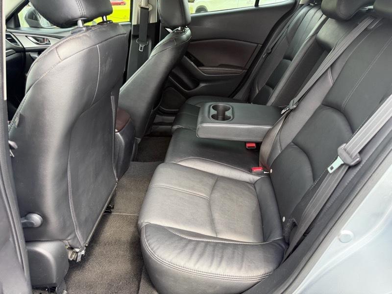 Mazda MAZDA3 i Touring AT 5-Door 2017