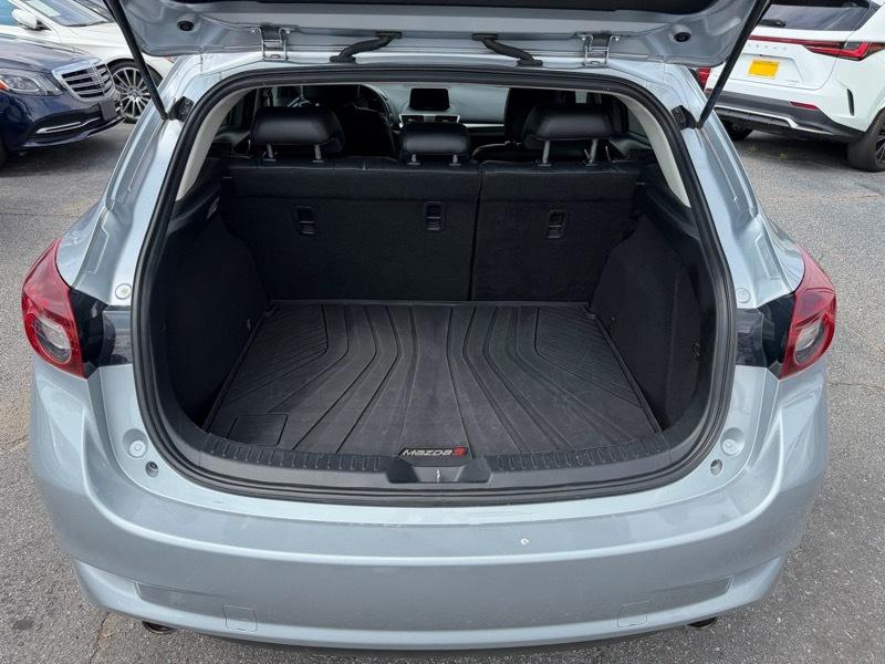 Mazda MAZDA3 i Touring AT 5-Door 2017